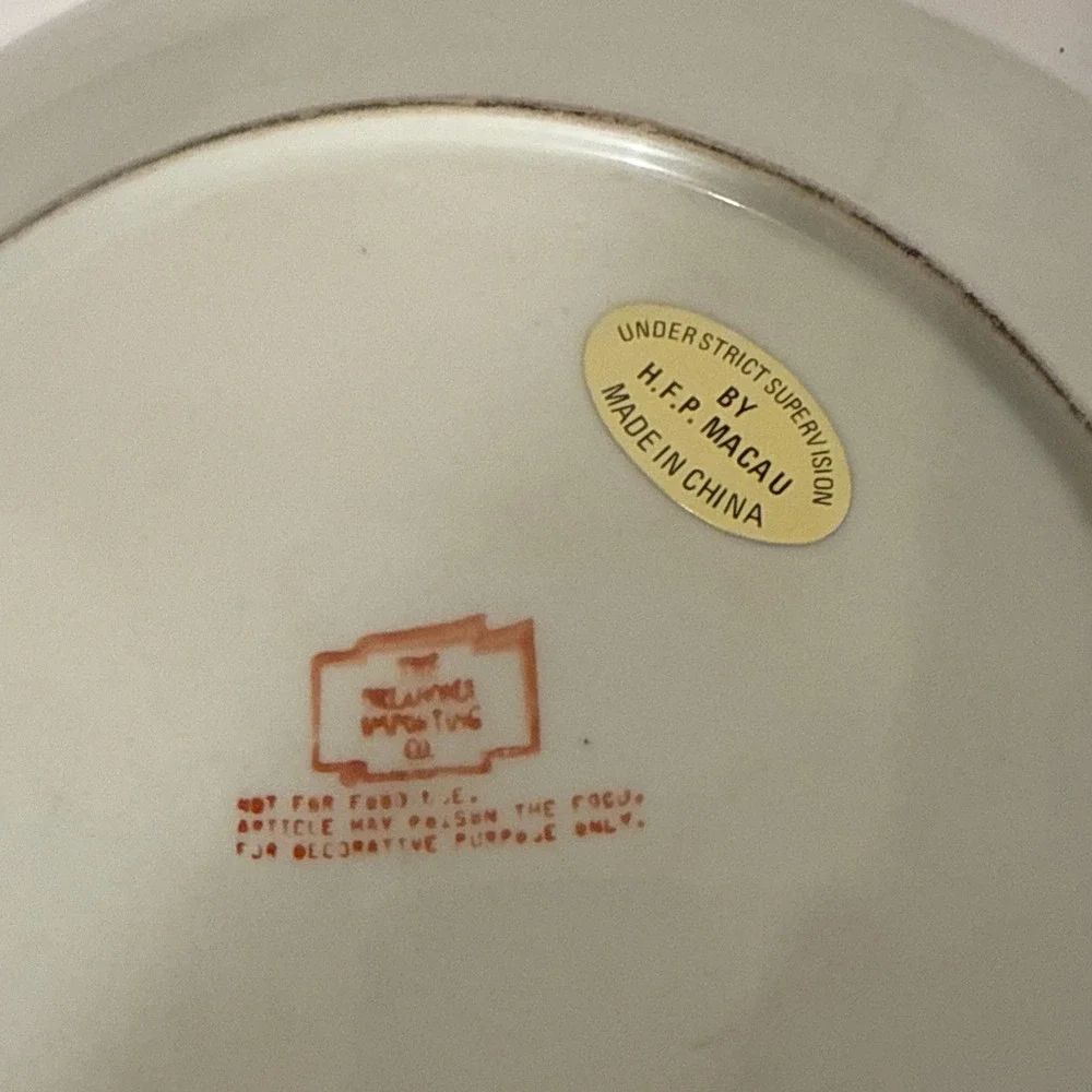 Vintage‎ Chinese HFP Macau Porcelain Hand Painted Decorative Plate 10 3/8